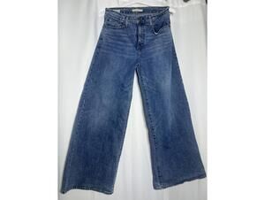 Levi's Women's Wide Leg High Rise Jeans Size 31